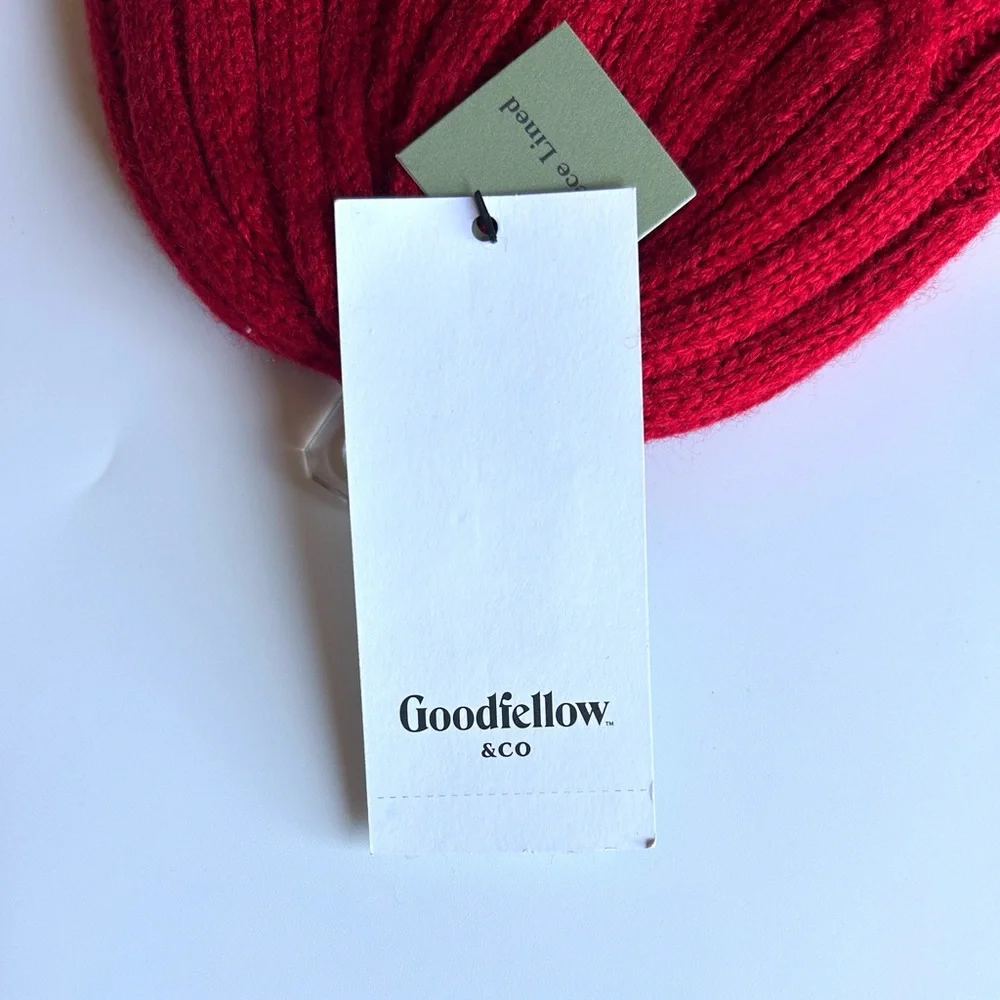 Goodfellow & Co Deep Red Fleece-Lined Cable Knit Beanie Winter Hat